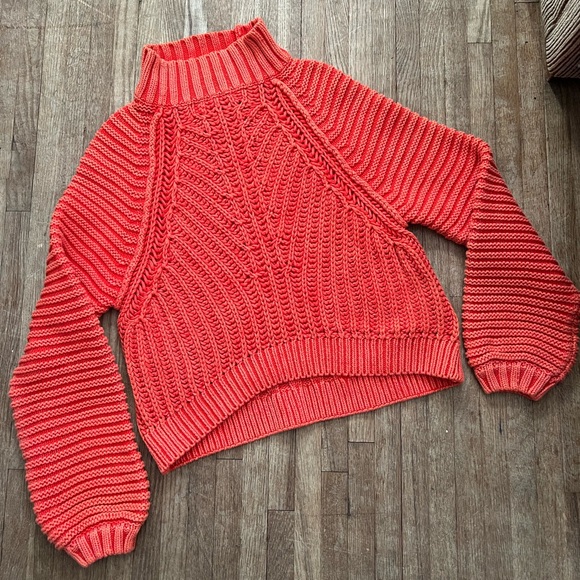 Free People Tops - NWOT!! FREE PEOPLE WOMEN'S EYELET SWEETHEART SWEATER